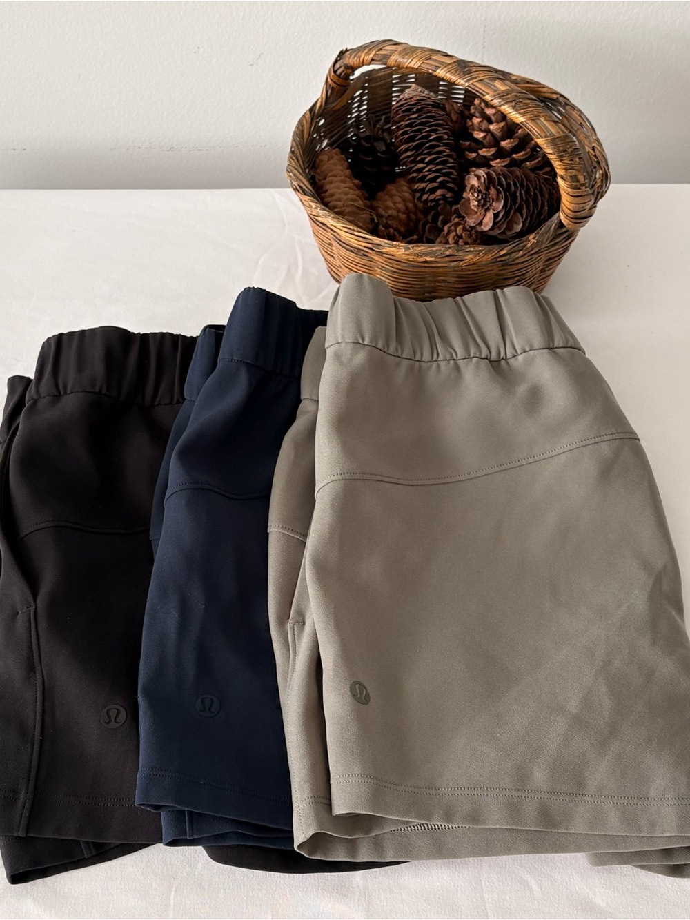 Lululemon Stroll At Sundown Short 3" Lot Of 3 Size 6 Black Navy Grey Sage